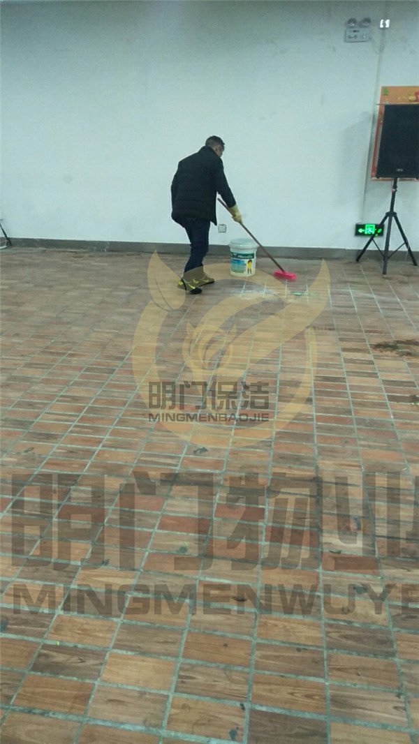重慶地板清潔的小技巧！